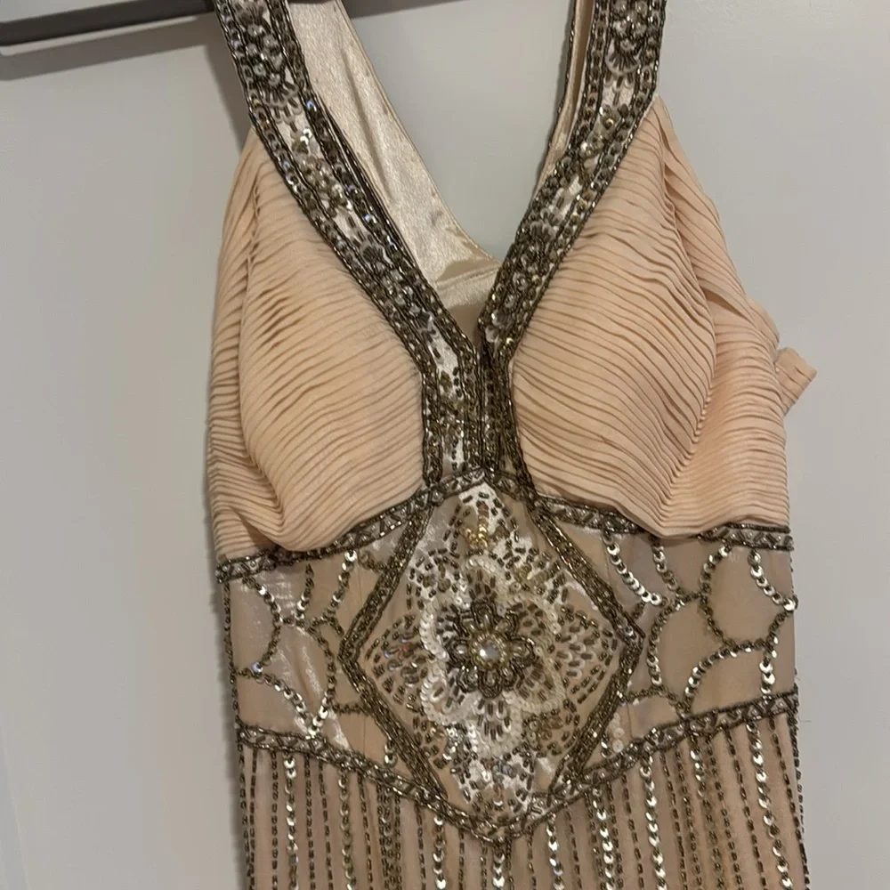 Beautiful 20s vibe beaded dress - Picture 2 of 6